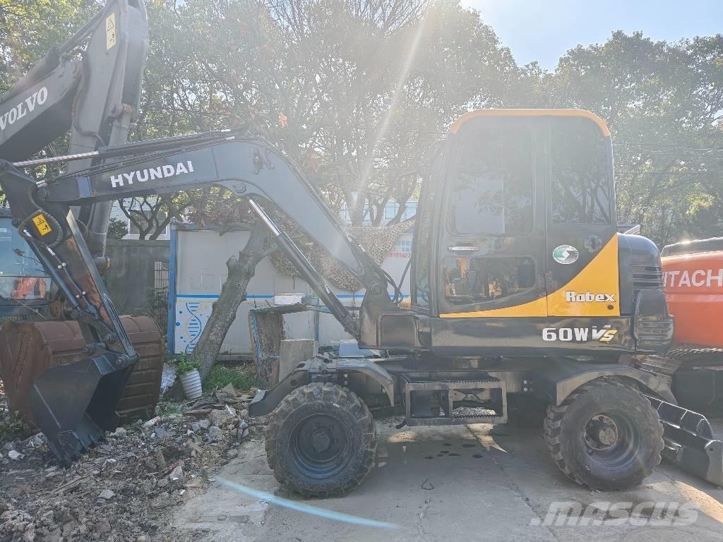Hyundai 60 W VS Mini excavadoras < 7t