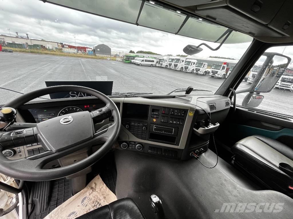 Volvo FM 6X2 Camiones portacubetas