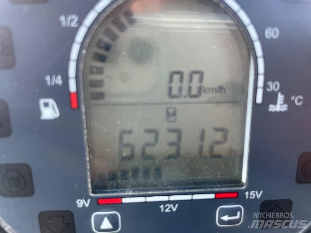 Nilfisk CR 3500 Barredoras