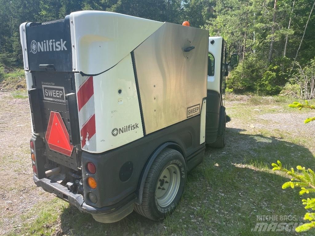 Nilfisk CR 3500 Barredoras