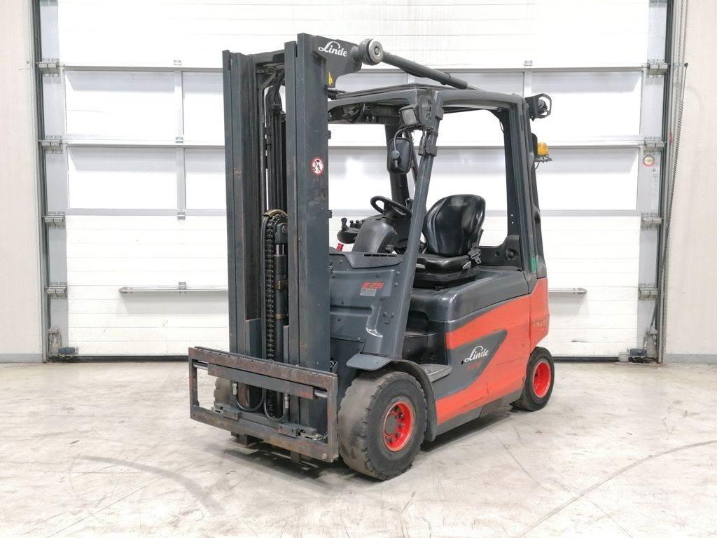 Linde E25-01 Carretillas de horquilla eléctrica