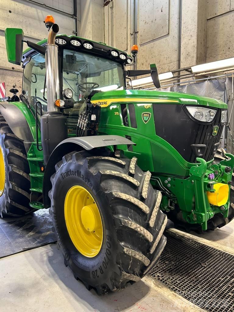 John Deere 6R 215 Tractores