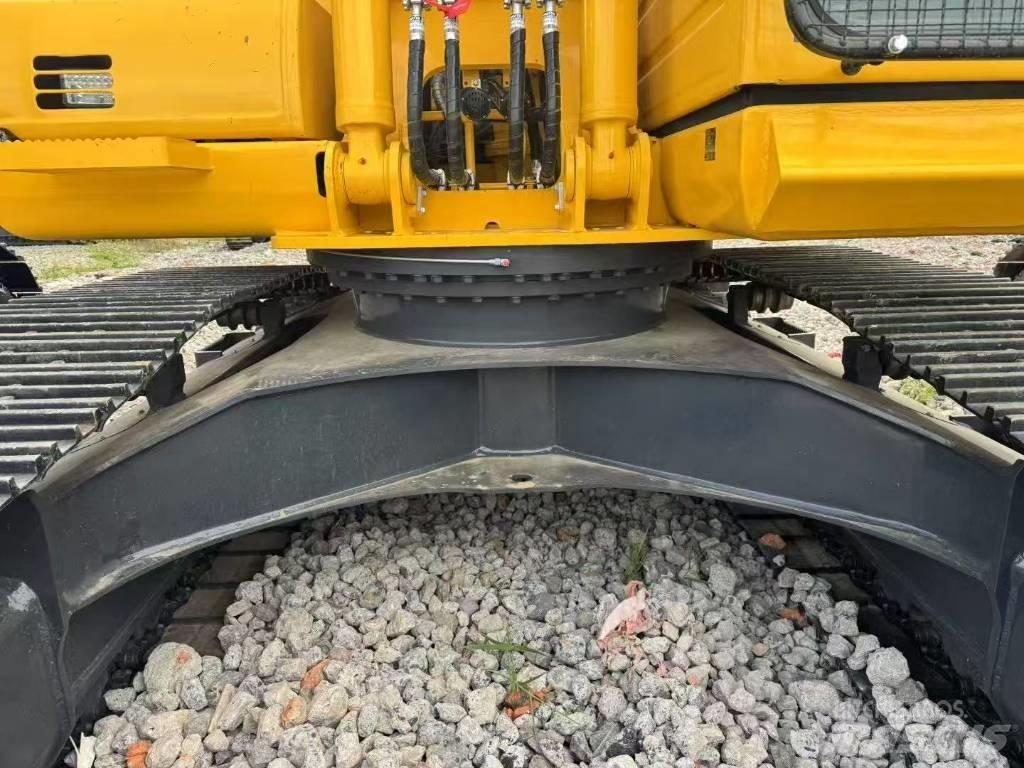 Komatsu 200-8 Excavadoras de cadenas