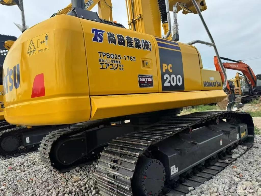 Komatsu 200-8 Excavadoras de cadenas