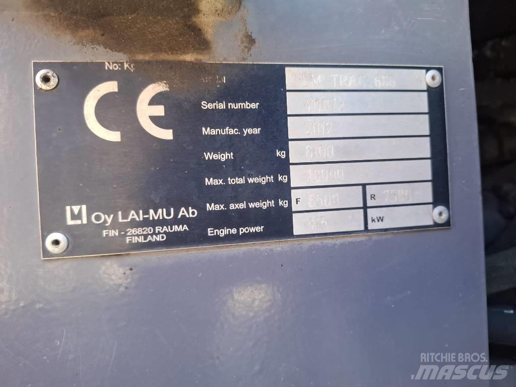 LM Trac 686 Cargadoras sobre ruedas