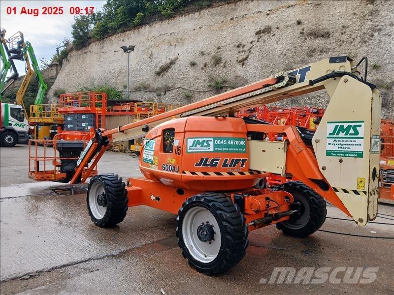 JLG 600 AJ Plataforma de trabajo articulada