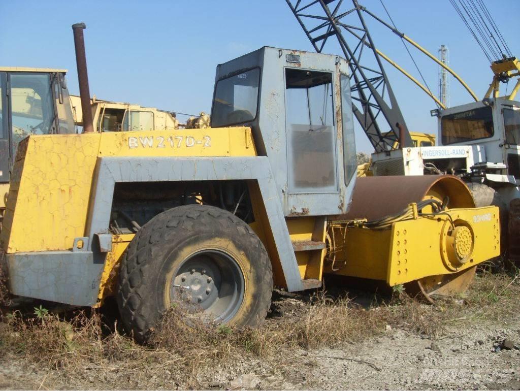 Bomag 217 D Rodillos de un solo tambor