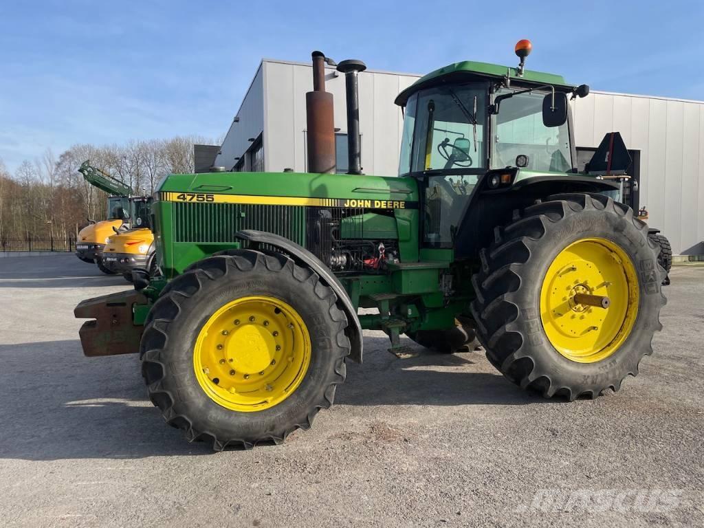 John Deere 4755 Tractores
