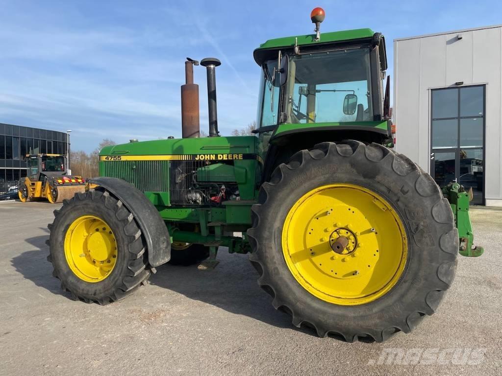 John Deere 4755 Tractores