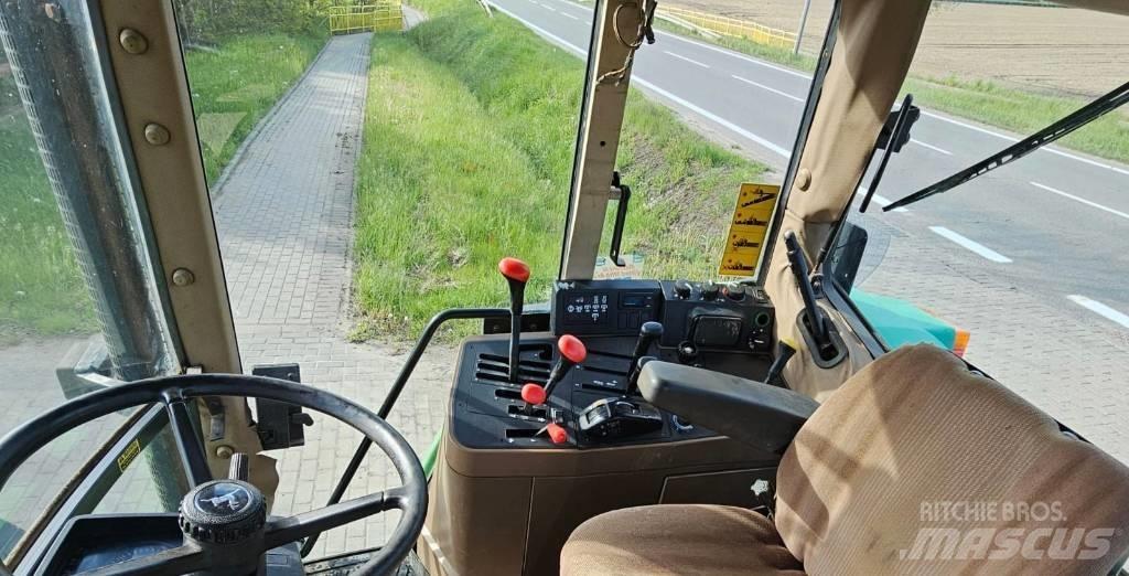 John Deere 6800 Tractores