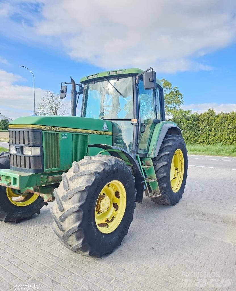 John Deere 6800 Tractores
