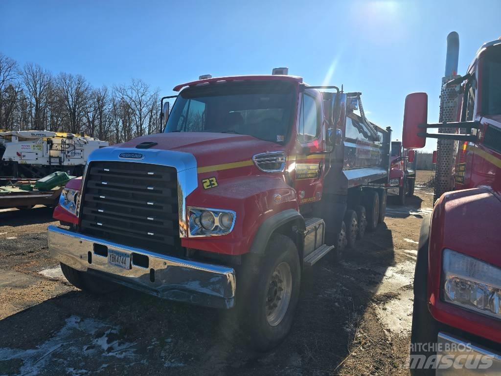Freightliner SD 114 Camiones bañeras basculantes o volquetes