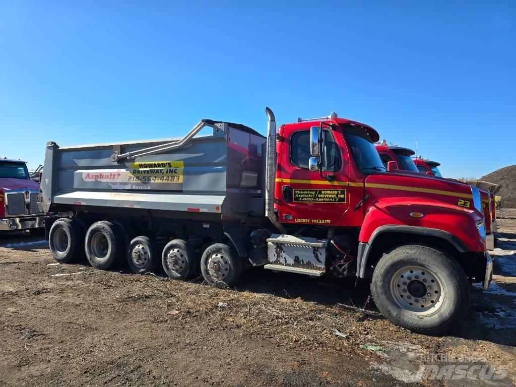 Freightliner SD 114 Camiones bañeras basculantes o volquetes