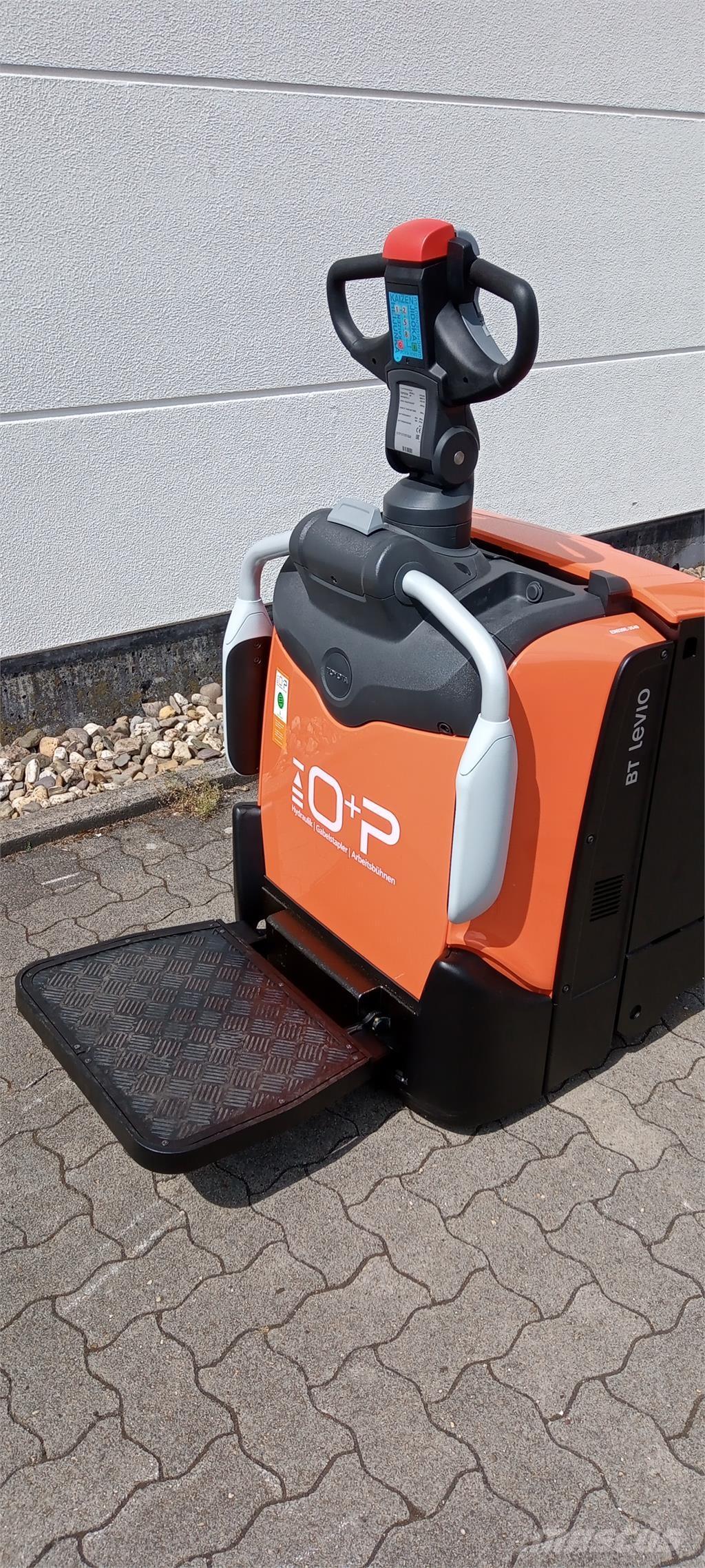 Toyota LPE 220 Apiladores eléctricos