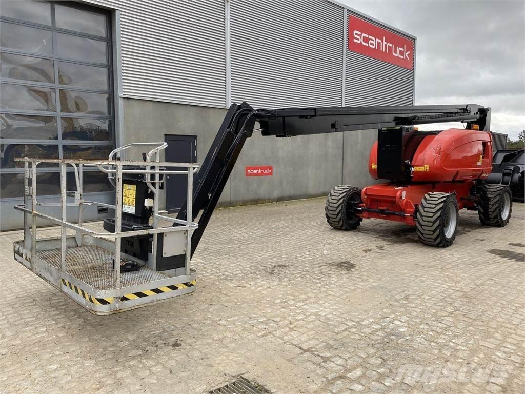 JLG 800AJ Plataforma de trabajo articulada
