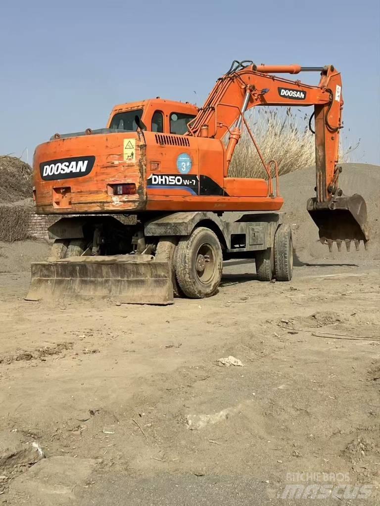 Doosan DH150 W-7 Excavadoras de ruedas