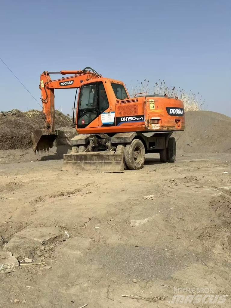 Doosan DH150 W-7 Excavadoras de ruedas