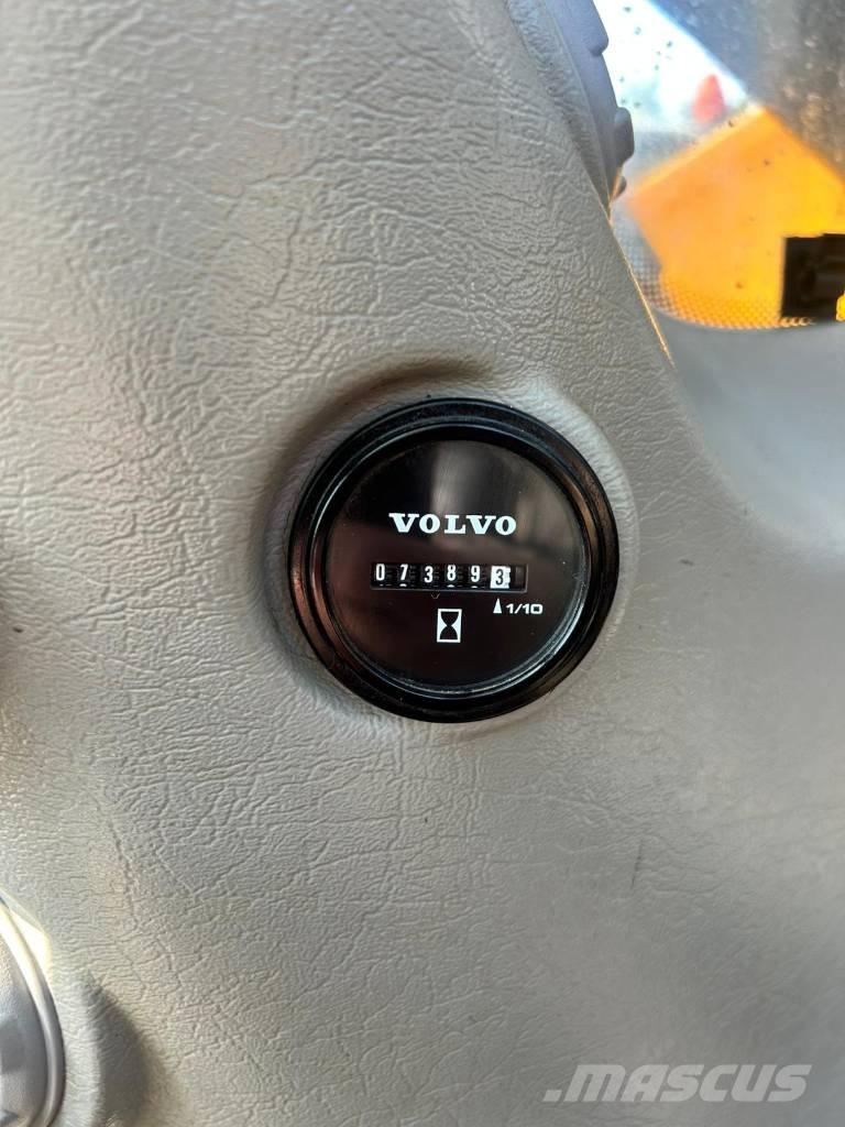 Volvo EC 220 E Excavadoras de cadenas
