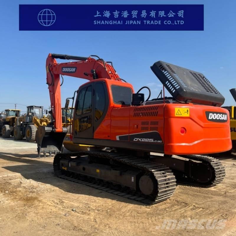 Doosan DX 225 Excavadoras de cadenas