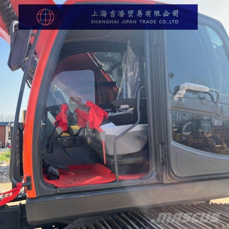 Doosan DX 225 Excavadoras de cadenas