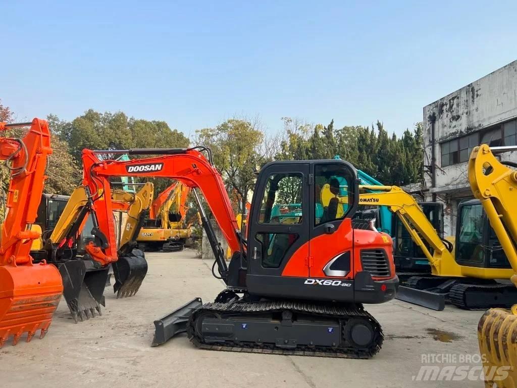 Doosan DX 60-9C Mini excavadoras < 7t