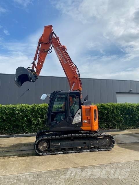 Hitachi ZX 135 US-6 Excavadoras de cadenas