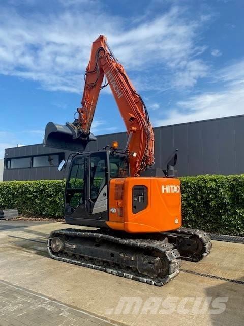 Hitachi ZX 135 US-6 Excavadoras de cadenas