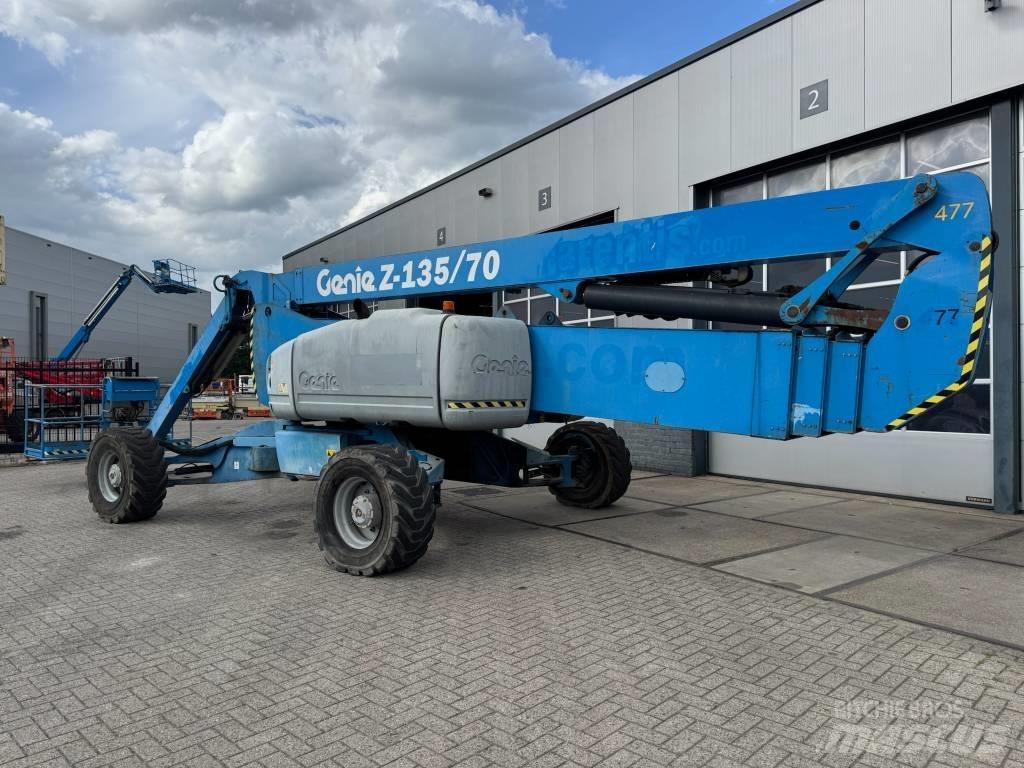 Genie Z 135/70 Plataforma de trabajo articulada