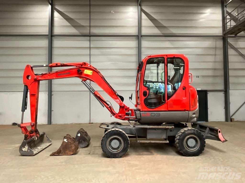 Neuson 6503 WD Excavadoras de ruedas