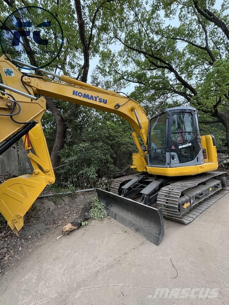 Komatsu 128 Excavadoras de cadenas