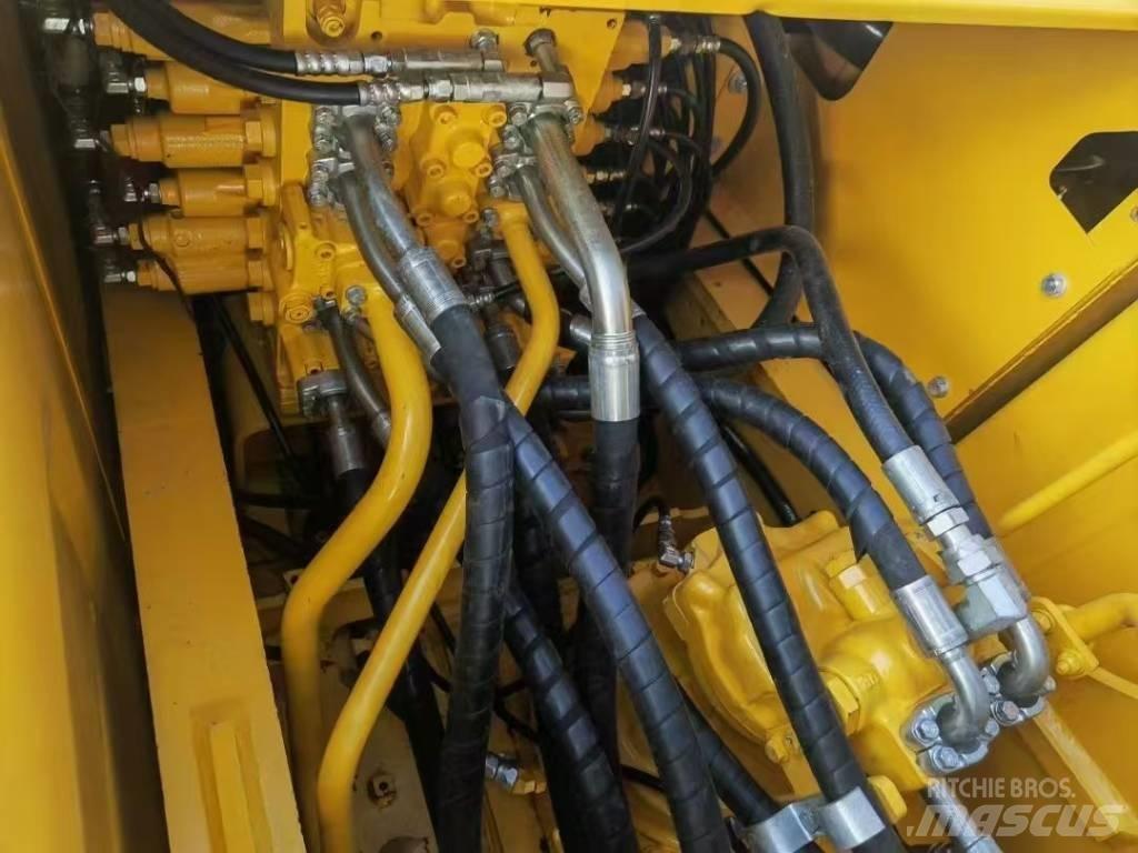 Komatsu 200-8 Excavadoras de cadenas