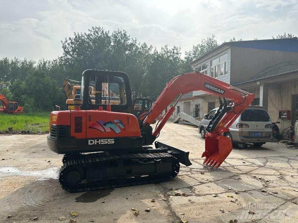 Doosan DH 55 Mini excavadoras < 7t