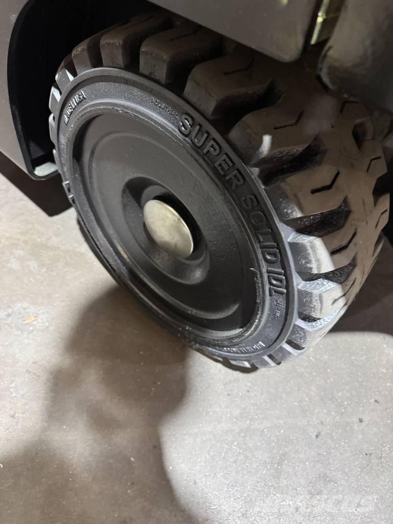 Hyster E 120 XN Carretillas de horquilla eléctrica