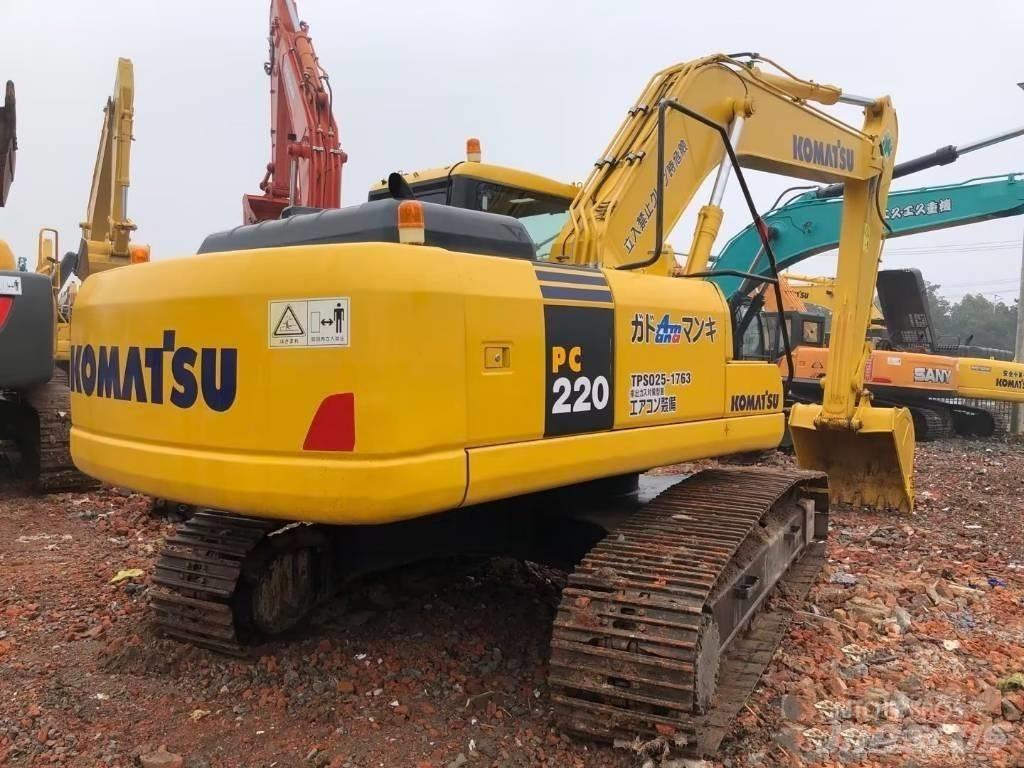 Komatsu PC 220-7 Excavadoras de cadenas