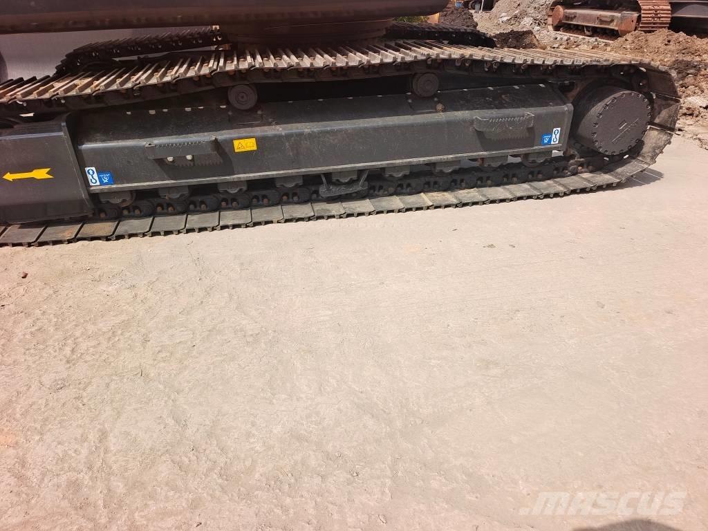 Hyundai HX 220 LC Excavadoras de cadenas