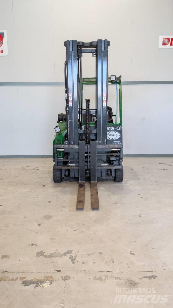 Combilift CB 3000 4 vías o cuatro caminos