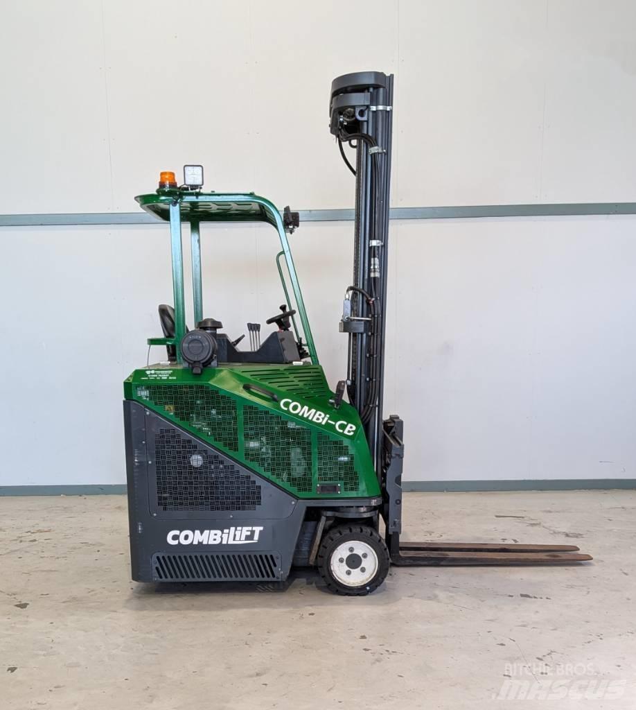 Combilift CB 3000 4 vías o cuatro caminos