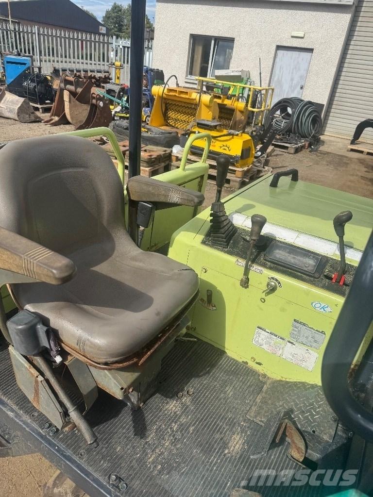 Yanmar C 30 Dúmpers sobre orugas