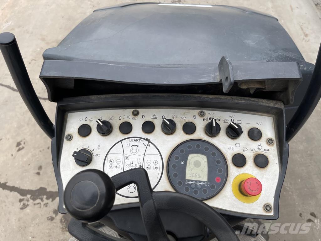 Bomag BW 120 AD-5 Rodillos de doble tambor