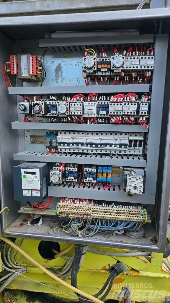 Potain GMH 519 Grúas automontantes
