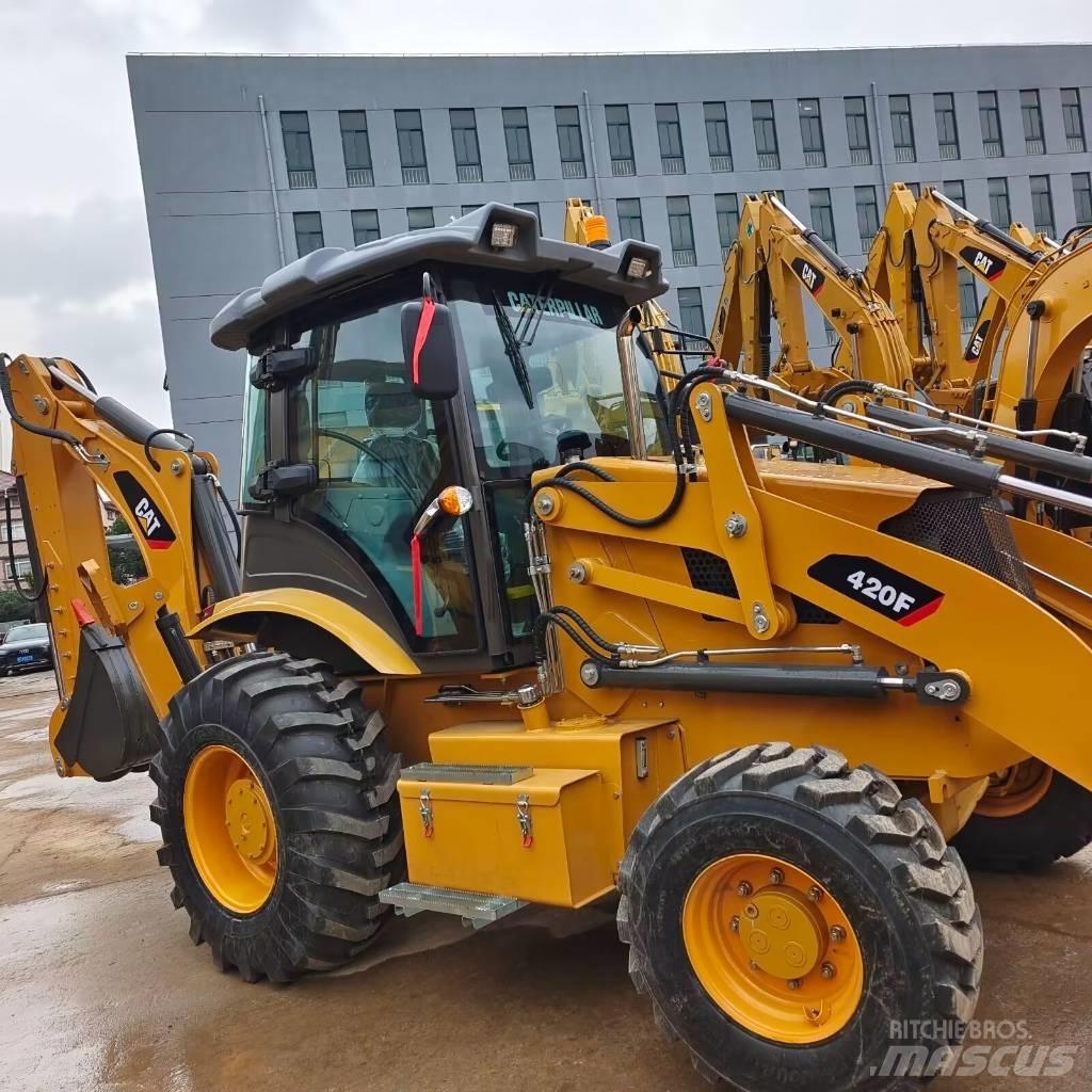 CAT 420 F Retrocargadoras
