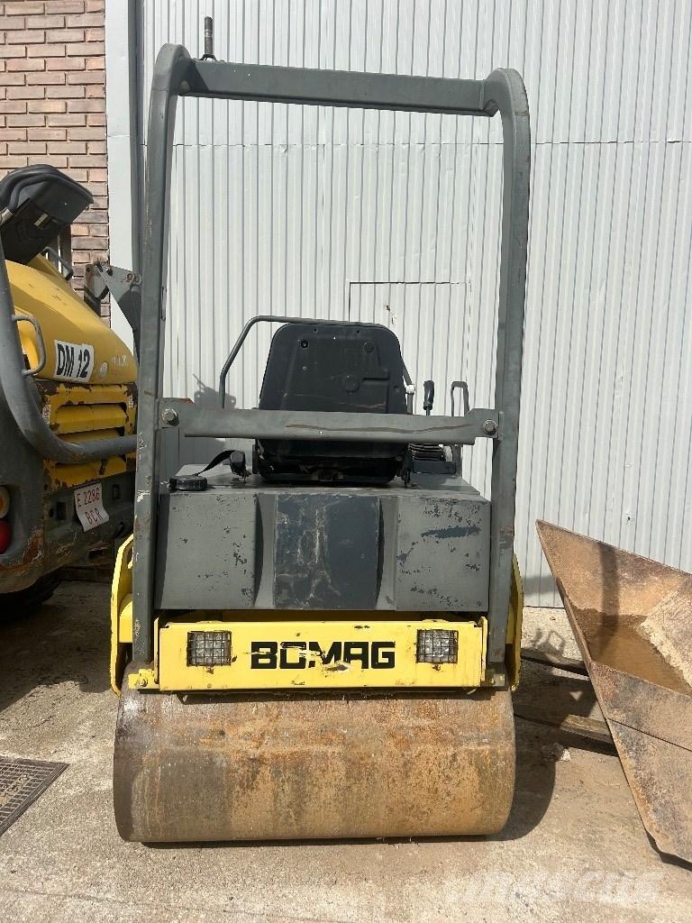 Bomag BW 120 AC-3 Rodillos de doble tambor