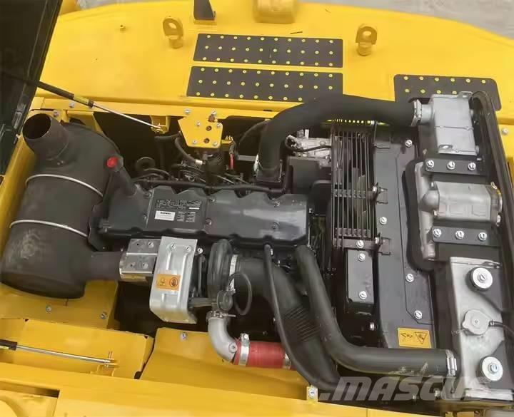 Komatsu PC220-8 Excavadoras de cadenas