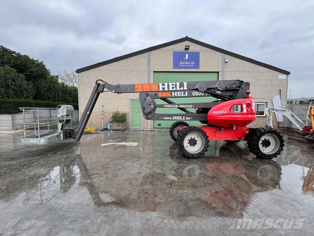 Manitou 200 ATJ Plataforma de trabajo articulada