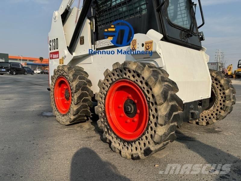 Bobcat S 130 Minicargadoras