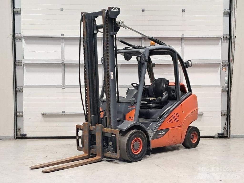 Linde H30T-02 Carretillas LPG