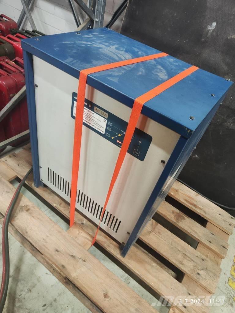 Atlet UNS 200 D Carretillas retráctiles