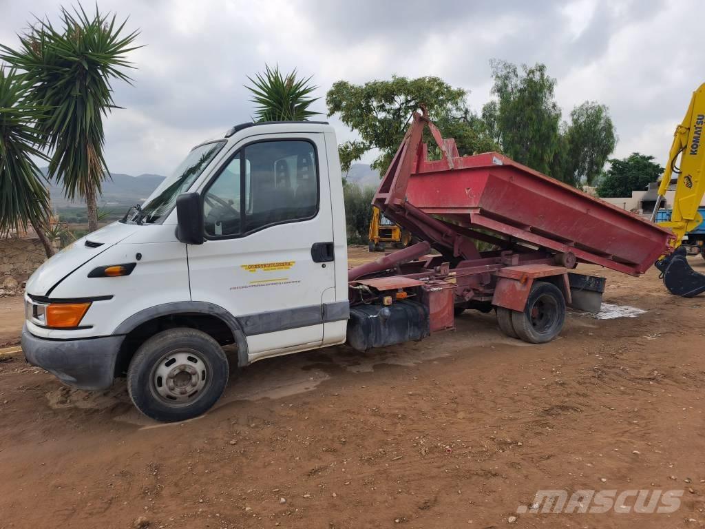 Iveco 35C 13 Furgonetas caja abierta
