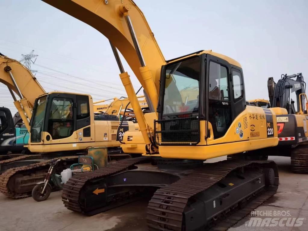 Komatsu PC 220-7 Excavadoras de cadenas
