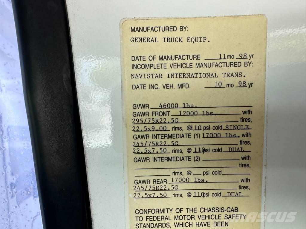 International 4900 Otros camiones